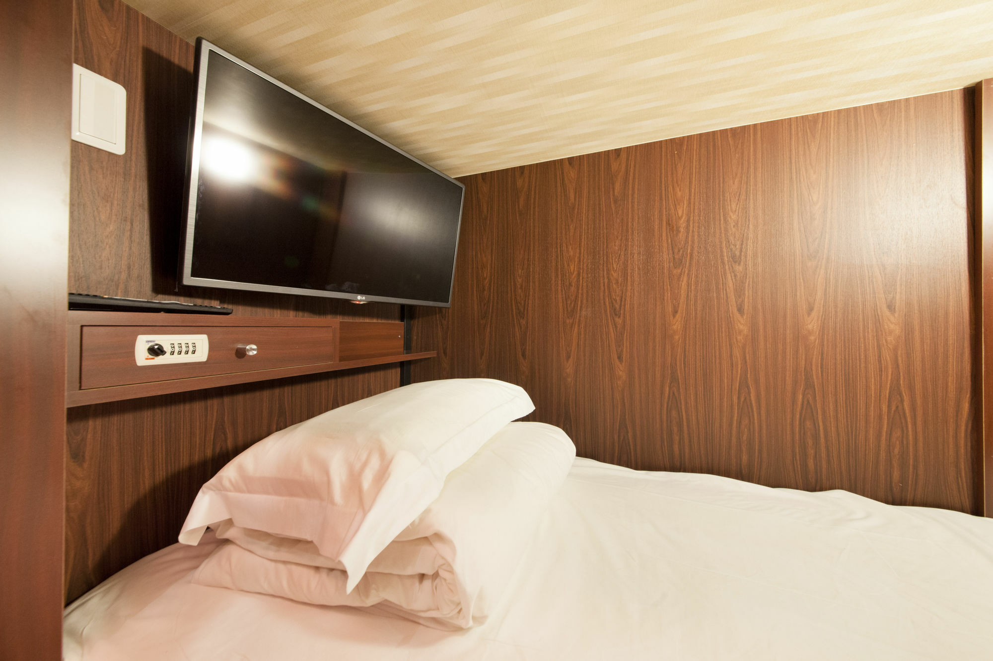 Centurion Hotel Residential Cabin Tower Tokyo Bagian luar foto